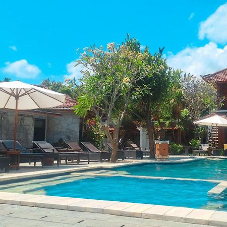 Lovina Beach Hotel Exterior photo